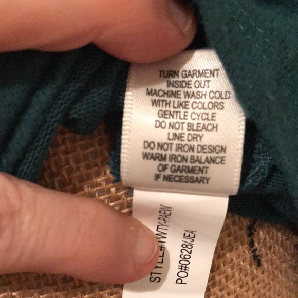 NWT-Tru Self Green Holiday Sweater with Jolly Pocket and Tie Front-M - Picture 16 of 16